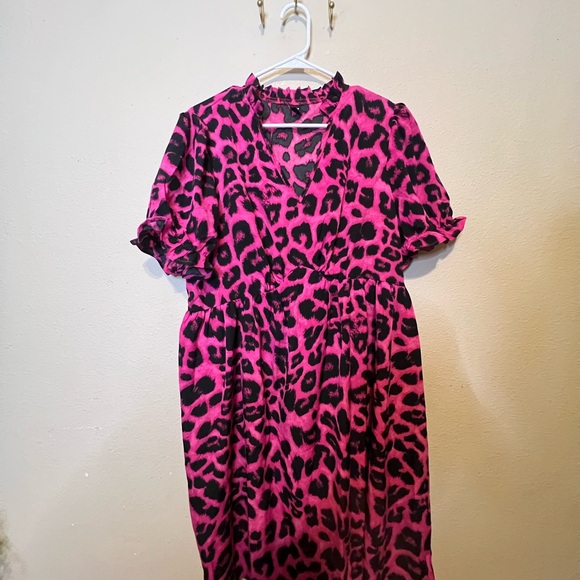 SHEIN Pink and Black Leopard Print Midi Dress. Size 2X - Picture 2 of 6